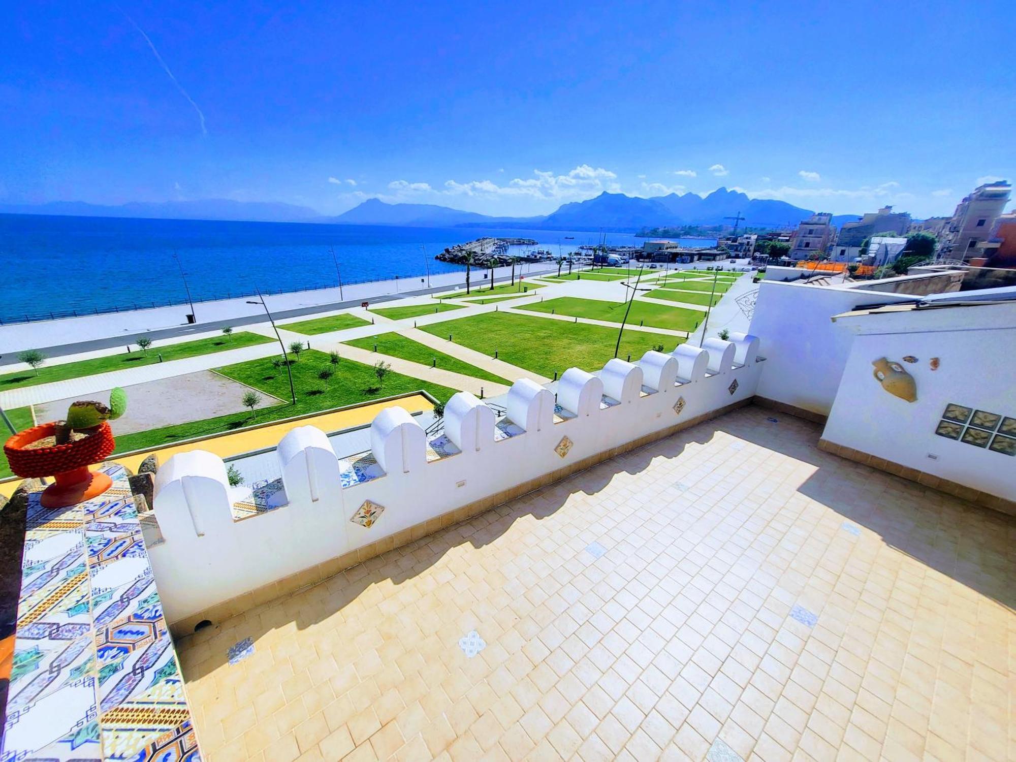 Seafront House Gabbiano Azzurro Apartment Santa Flavia Exterior foto